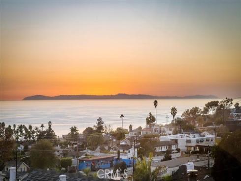 274  Grandview  , Laguna Beach, CA