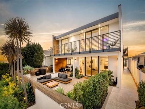 274  Grandview  , Laguna Beach, CA