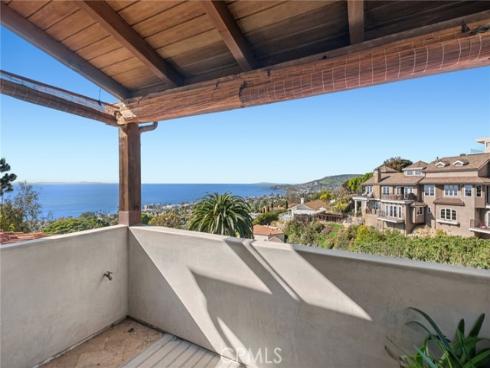 2100  Crestview   Drive, Laguna Beach, CA