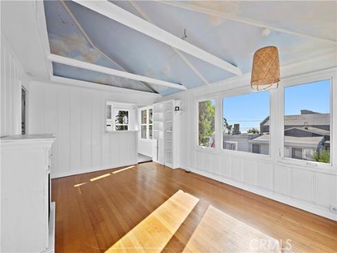 31692  3rd   Avenue, Laguna Beach, CA