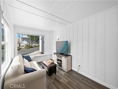 31692  3rd   Avenue, Laguna Beach, CA