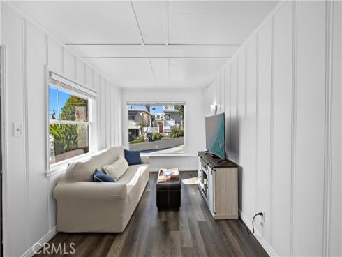 31692  3rd   Avenue, Laguna Beach, CA