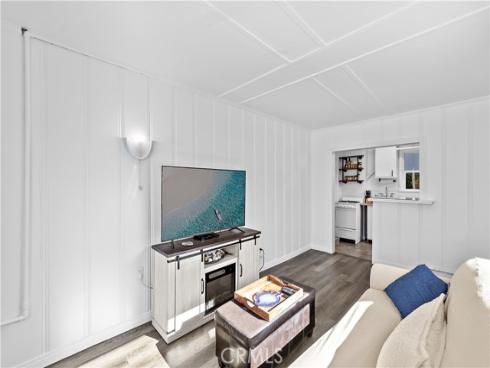 31692  3rd   Avenue, Laguna Beach, CA