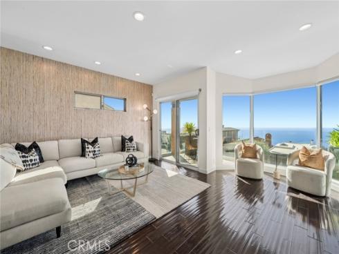 928  Quivera  , Laguna Beach, CA