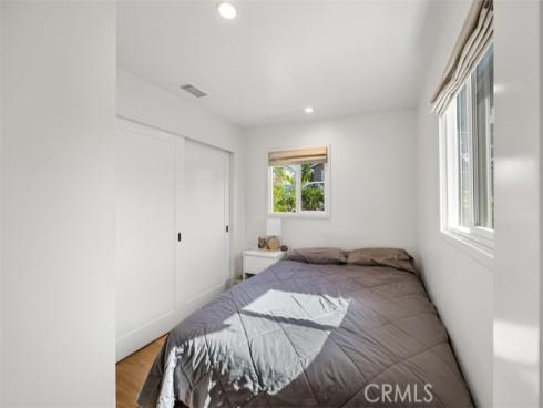 389  Park  , Laguna Beach, CA