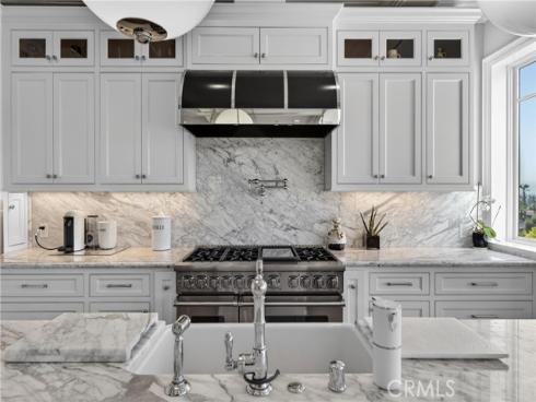 405  Blumont   Street, Laguna Beach, CA