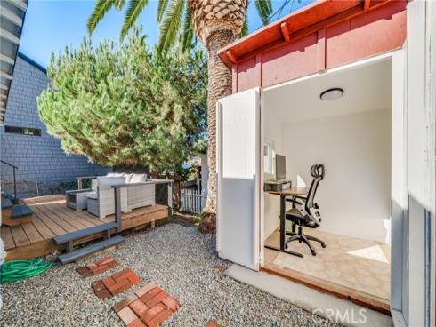 478  Saint Anns  , Laguna Beach, CA