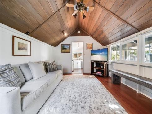 478  Saint Anns  , Laguna Beach, CA