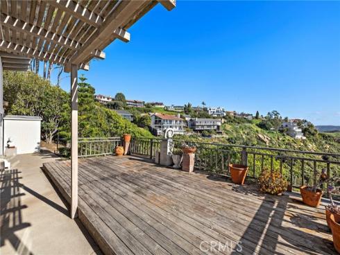 2555  Temple Hills   Drive, Laguna Beach, CA