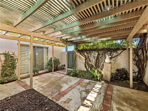 2555  Temple Hills   Drive, Laguna Beach, CA