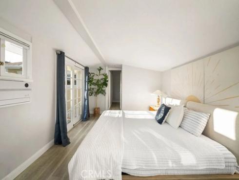 541  Oak Street  , Laguna Beach, CA