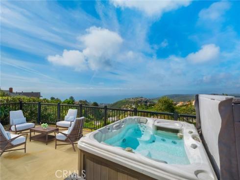3083  Cresta  , Laguna Beach, CA
