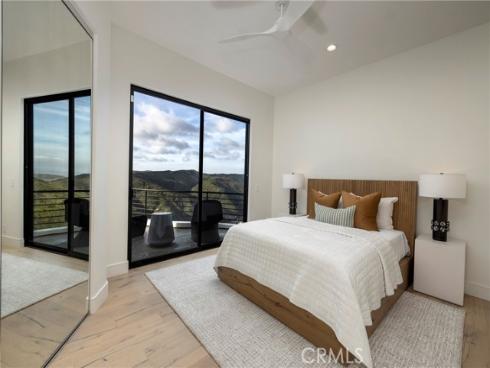 1425  Skyline   Drive, Laguna Beach, CA