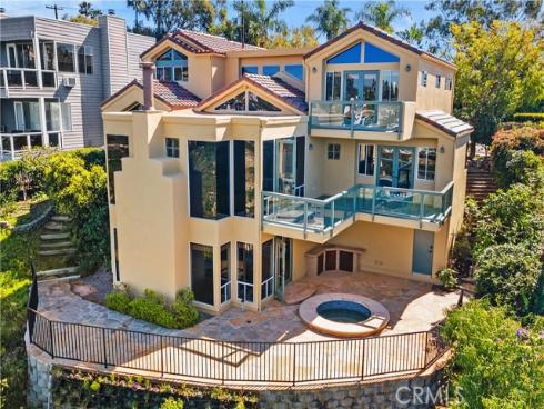 2210  Temple Hills Drive  , Laguna Beach, CA