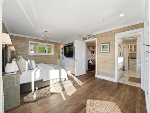 2115  Catalina  , Laguna Beach, CA