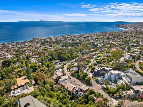 785  Summit   Drive, Laguna Beach, CA