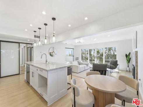 2442 S Coast Highway  3 , Laguna Beach, CA