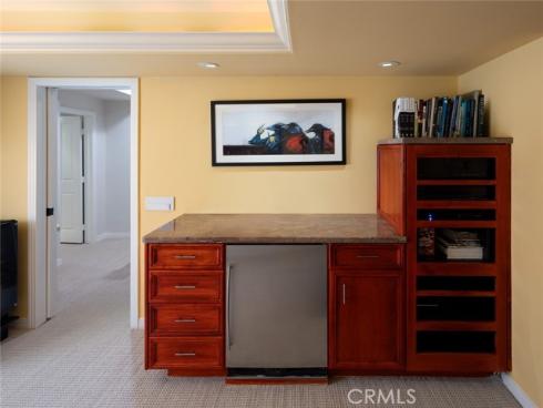 31953  10th   Avenue, Laguna Beach, CA