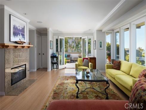 31953  10th  , Laguna Beach, CA