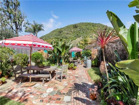 327  Canyon Acres  , Laguna Beach, CA