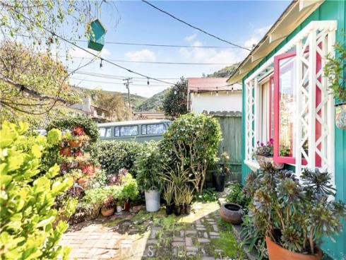 327  Canyon Acres  , Laguna Beach, CA