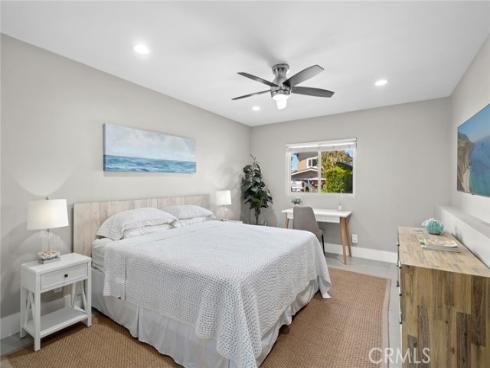 920  Quivera  , Laguna Beach, CA