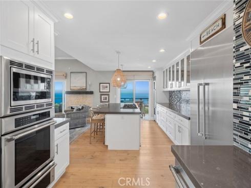 920  Quivera  , Laguna Beach, CA