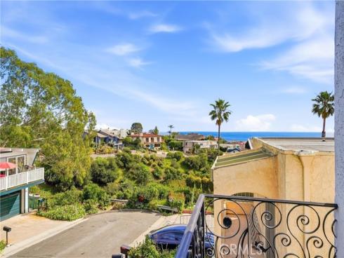 885  Tia Juana  , Laguna Beach, CA