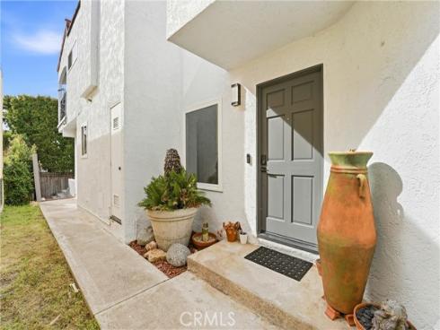 885  Tia Juana  , Laguna Beach, CA