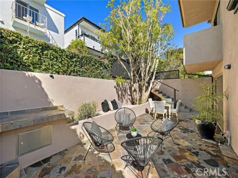 923  Balboa Avenue  , Laguna Beach, CA