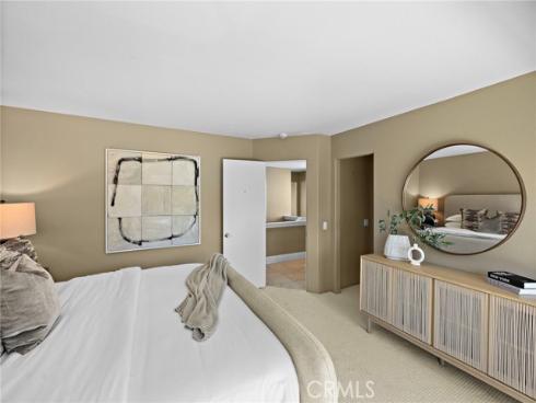 923  Balboa Avenue  , Laguna Beach, CA