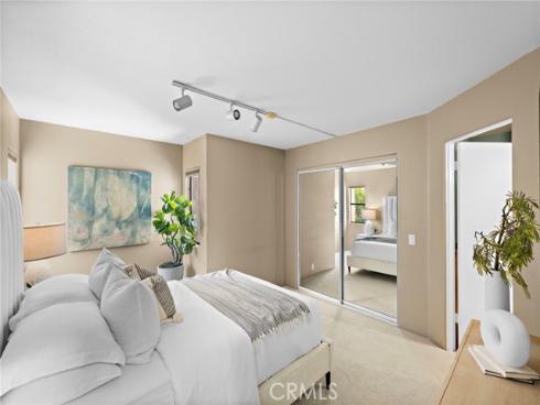 923  Balboa Avenue  , Laguna Beach, CA