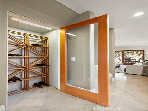 923  Balboa Avenue  , Laguna Beach, CA