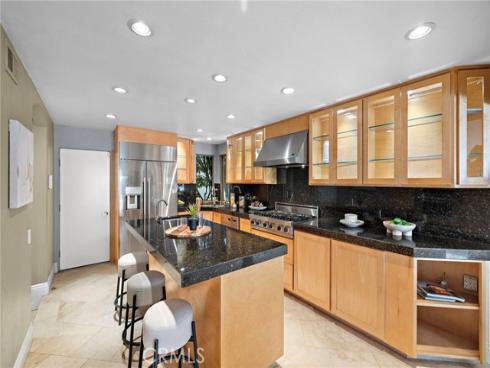 923  Balboa Avenue  , Laguna Beach, CA