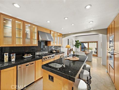 923  Balboa Avenue  , Laguna Beach, CA