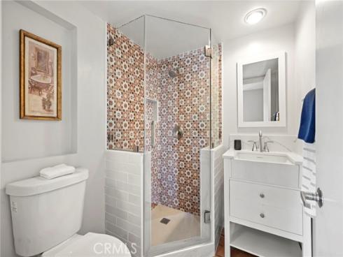 1091  La Mirada  , Laguna Beach, CA