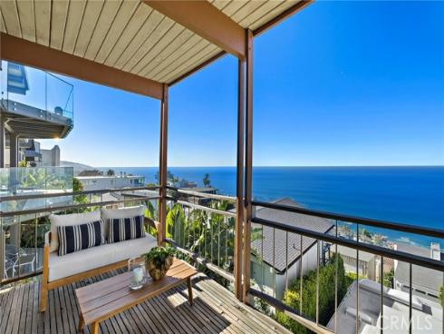 2581  Iris  , Laguna Beach, CA