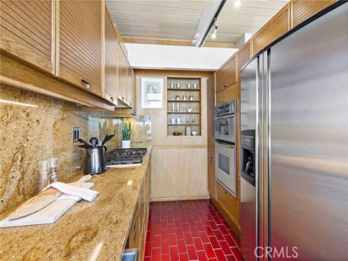 2581  Iris  , Laguna Beach, CA