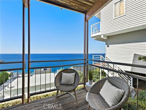 2581  Iris  , Laguna Beach, CA