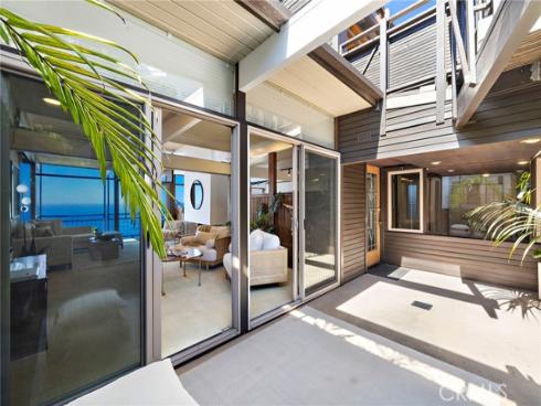 2581  Iris  , Laguna Beach, CA