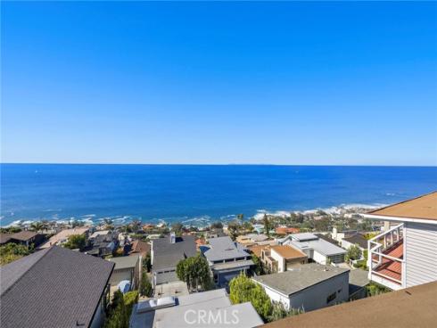 2581  Iris  , Laguna Beach, CA