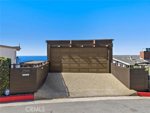 2581  Iris  , Laguna Beach, CA