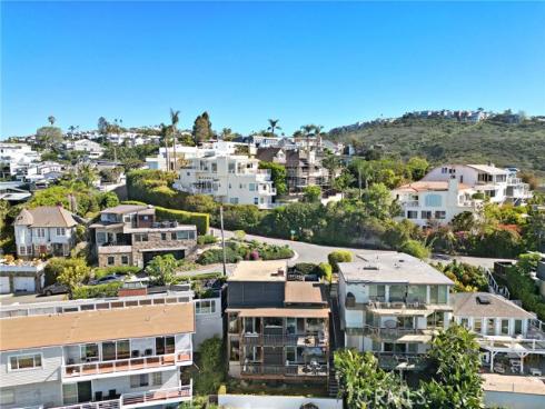 2581  Iris  , Laguna Beach, CA