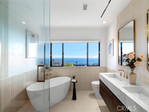 1401  Bounty   Way, Laguna Beach, CA