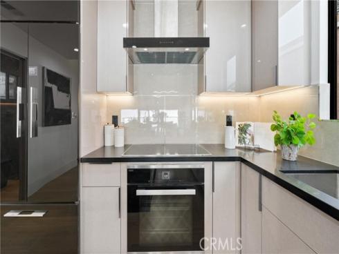 1095  Miramar  , Laguna Beach, CA