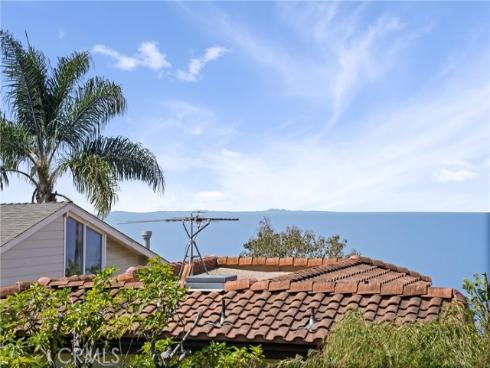1095  Miramar  , Laguna Beach, CA
