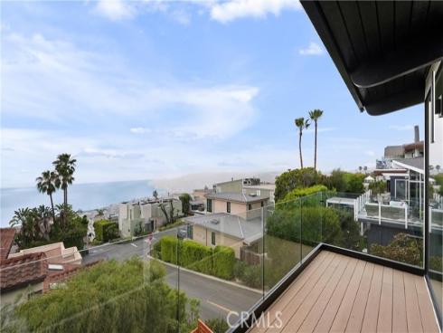 1095  Miramar  , Laguna Beach, CA