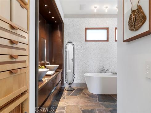 86  Emerald Bay  , Laguna Beach, CA