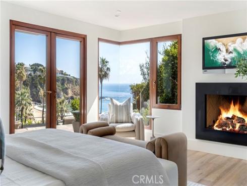 86  Emerald Bay  , Laguna Beach, CA