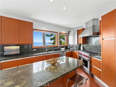 461 Alta Vista Way, Laguna Beach, CA